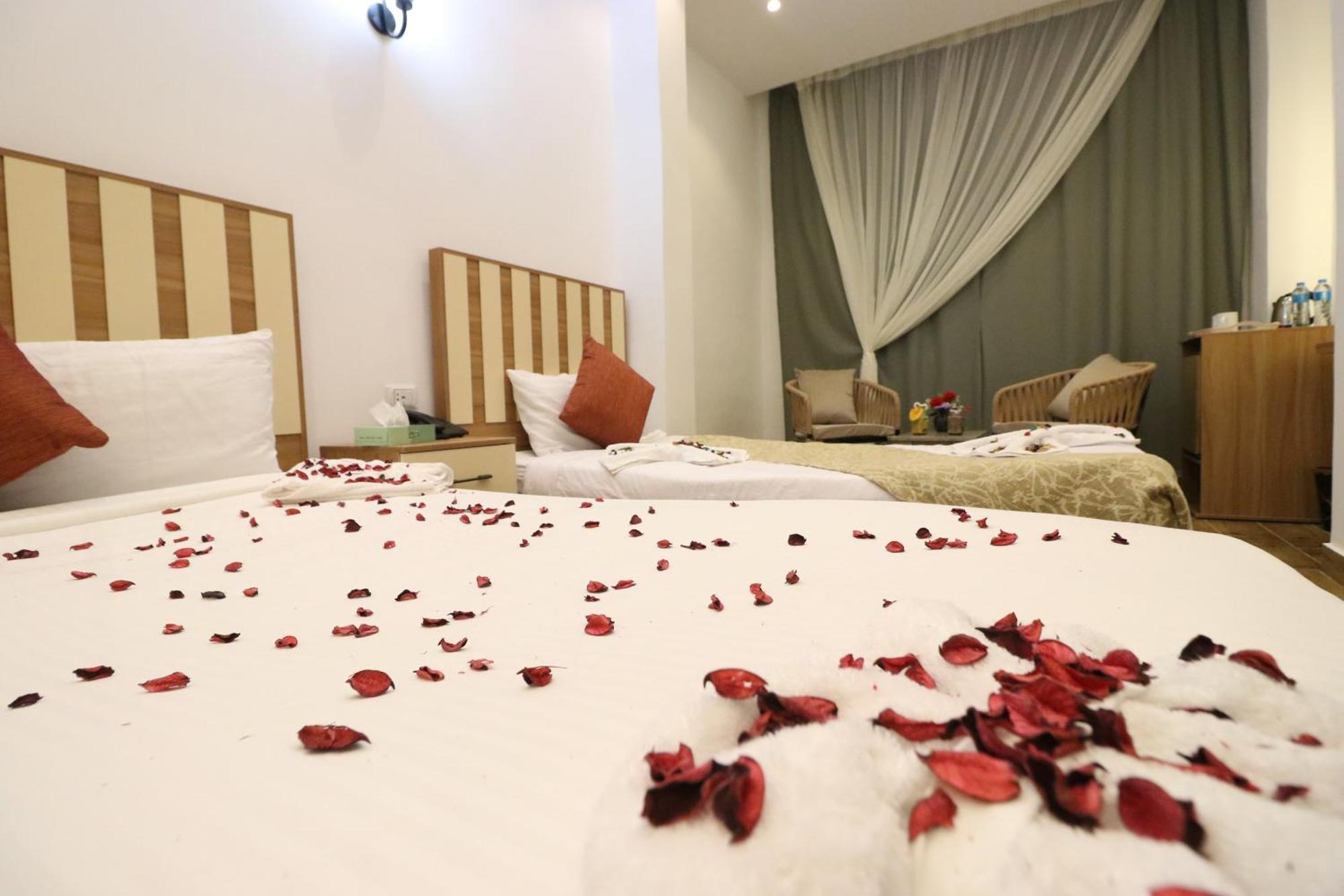 West Pyramids Hotel Kafret el-Gabal Εξωτερικό φωτογραφία