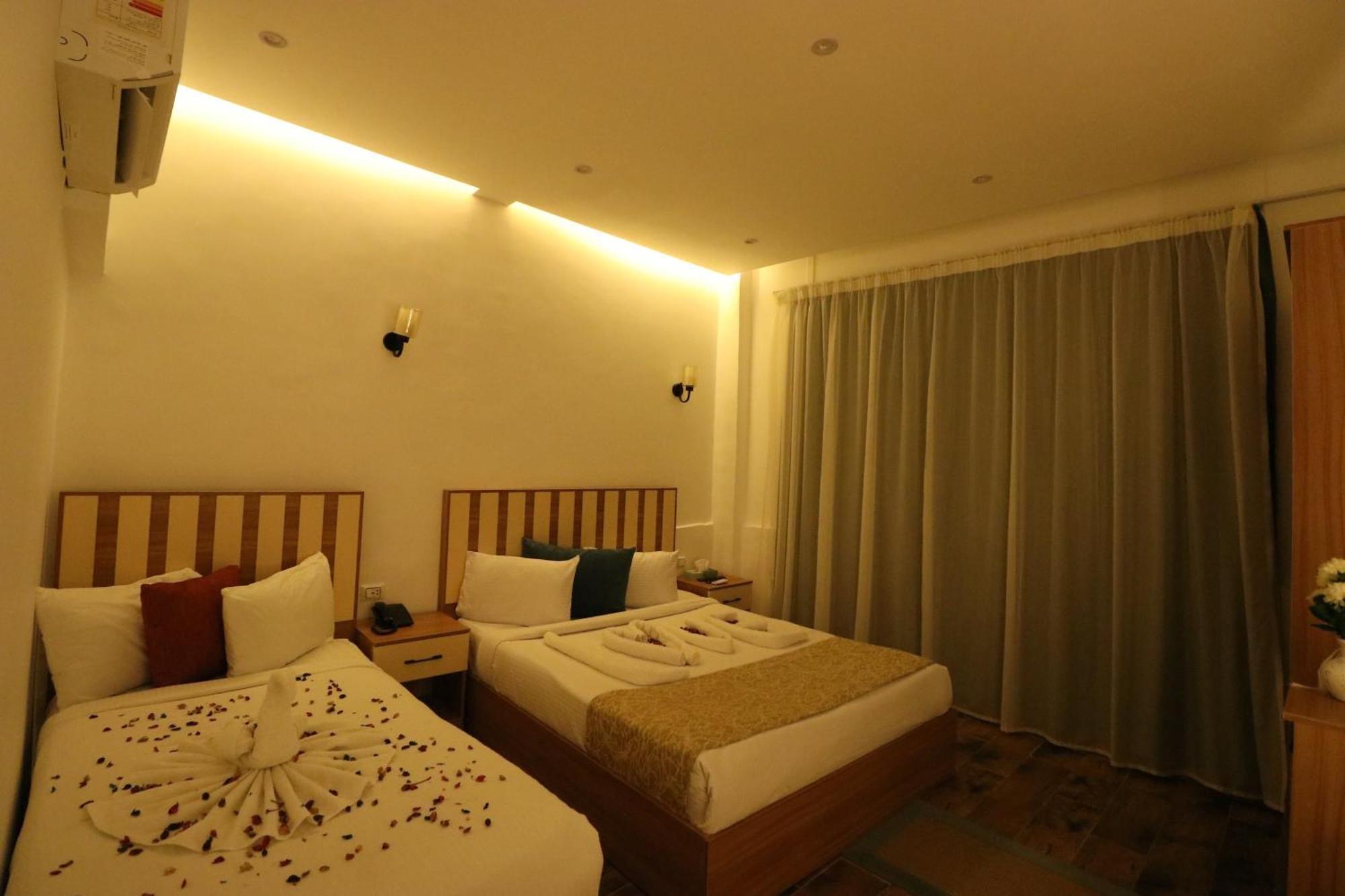 West Pyramids Hotel Kafret el-Gabal Εξωτερικό φωτογραφία